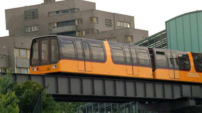 Archivbild: Die Berliner Magnetbahn im Jahr 1991. (Bild: dpa-Zentralbild/ Bernd Settnik)