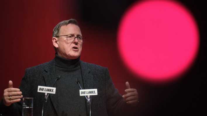 : Bodo Ramelow (Linke), Ministerpräsident des Landes Thüringen, spricht beim Landesparteitag der sächsischen Linken. (Bild: dpa / Sebastian Willnow)