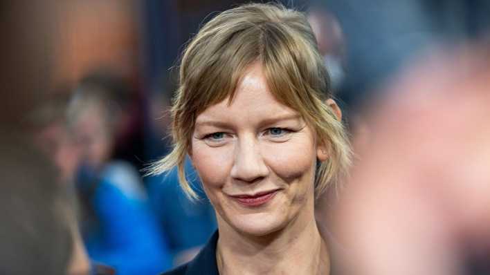Schauspielerin Sandra Hüller beim Filmfest Hamburg (Bild: dpa / Jonas Walzberg)