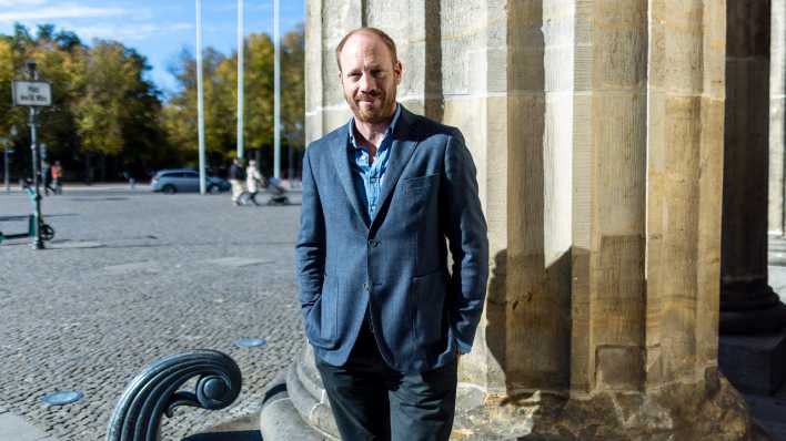 Johann von Bülow, Schauspieler, bei einem Fototermin (Bild: dpa / Carsten Koall)