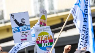 Gegendemonstration zu einer Wahlkampfveranstaltung der AfD in Bayern.