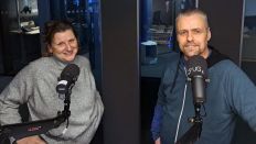 Redakteurin Anke Burmeister und Autor Dirk Marx im rbb24-Inforadio-Studio