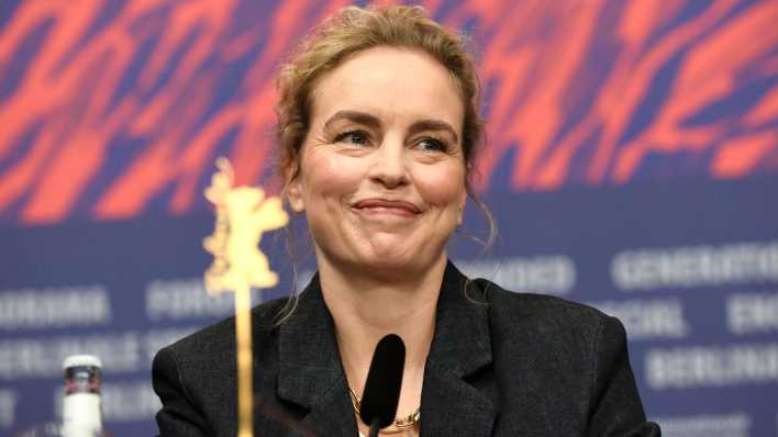 Nina Hoss bei der Pressekonferenz zum Kinofilm "Langue Etrangere" auf der Berlinale 2024