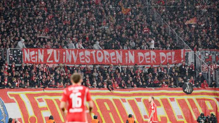 Unuion-Fans protestieren gegen einen Investoreneinstieg in die DFL