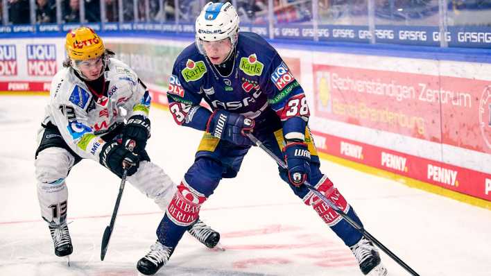 DEL Eisbären BErlin gegen Fischtown Pinguins Bremerhaven