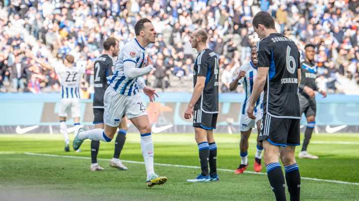 Jubel zum 1:0 durch Haris Tabakovic (Hertha BSC)