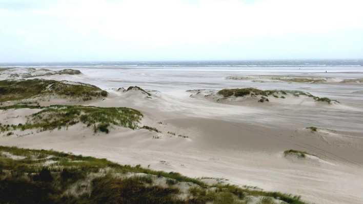 Blick auf einen Amrumer Strand (Foto: rbb / Tina Witte)