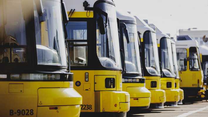 Straßenbahnen der Berliner Verkehrsbetriebe (BVG) in einem Depot in Lichtenberg (Bild: Florian Gaertner/photothek.de)