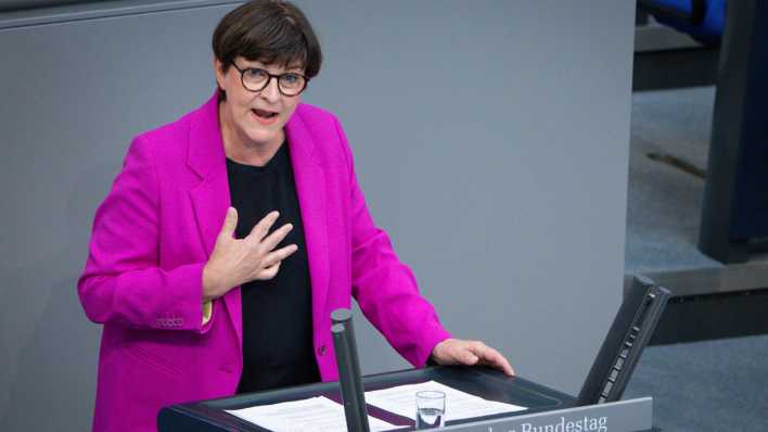 Saskia Esken (SPD) bei einer Rede im Deutschen Bundestag
