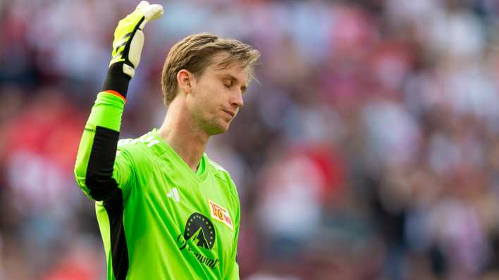 Torwart Frederik Rönnow frustriert nach der Union-Niederlage gegen Köln