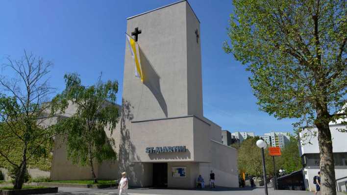 ARCHIV: Kirche St. Martin, Wilhelmsruher Damm, Maerkisches Viertel, Reinickendorf, Berlin (Bild: picture alliance/imageBROKER/Schoening)