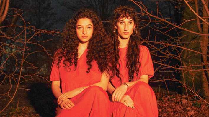 Szene aus "Te Kremenie" beim Internationalen Roma-Theaterfestival