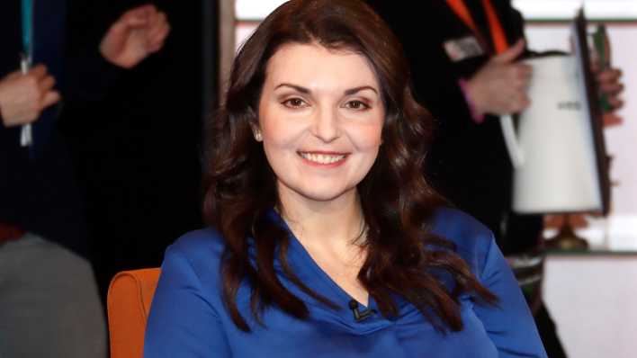 Natalya Nepomnyashcha bei einer TV-Aufzeichnung (Bild: picture alliance/gbrci/Geisler-Fotopress)