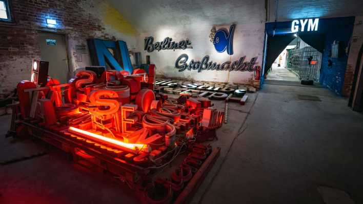 Buchstabenmuseum im Hansaviertel - die weltweit größte Sammlung an dreidimensionalen Buchstaben (Bild: IMAGO/Jürgen Ritter)