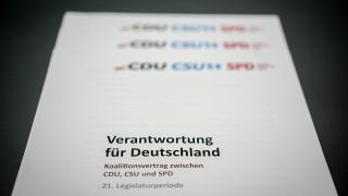 Der Koalitionsvertrag von CDU, CSU und SPD mit der Überschrift "Verantwortung für Deutschland"