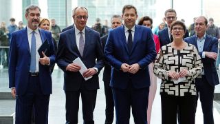 Union und SPD präsentieren Koalitionsvertrag