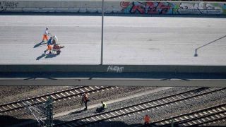 Berliner A100 Brücke über Ringbahn