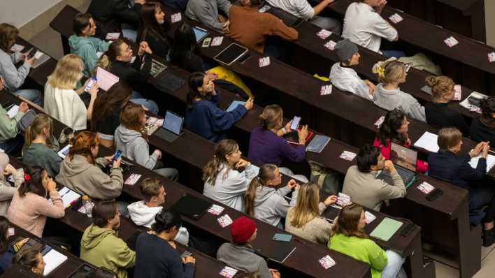 Studierende in Hörsaal