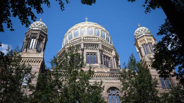 Das Centrum Judaicum, in dem sich auch die Neue Synagoge Berlin und der Sitz der Jüdischen Gemeinde zu Berlin befindet. (Bild: picture alliance/dpa/Sebastian Gollnow)
