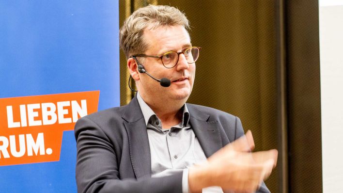 Bernd Stegemann auf dem Podium