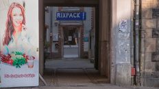 Rixpack Hostel, Eingang, andere Sicht, Berlin, Foto und Copyright: rbb/Freiberg