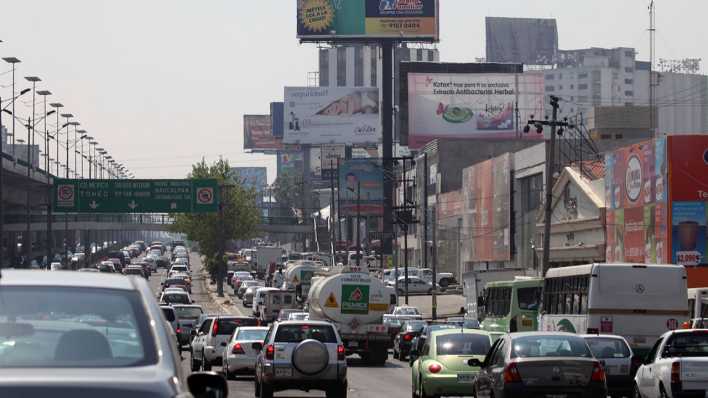 Straßenverkehr in Mexico City (Bild: imago/Hoch Zwei Stock/Angerer) Straßenverkehr in Mexico City (Bild: imago/Hoch Zwei Stock/Angerer)