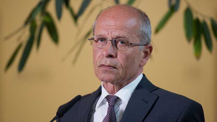 Berthold Huber, kommissarischer Aufsichtsratsvorsitzender von VW (Bild: dpa) Berthold Huber, kommissarischer Aufsichtsratsvorsitzender von VW (Bild: dpa)