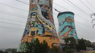 Soweto Kühltürme des Kraftwerks, Foto und Copyright Thomas Prinzler