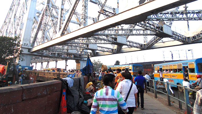 Die Howrah-Brücke in Kolkata (Foto: Sandra Petersmann)