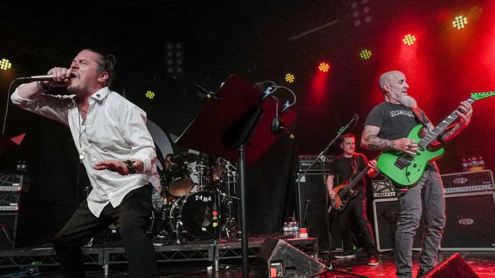 Konzertauftritt der US-amerikanischen Band Mr. Bungle (Quelle: IMAGO / MediaPunch)